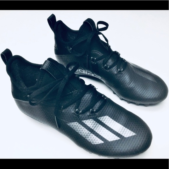 ⚽️ ADIDAS - OUTDOOR - BLACK & SILVER - SKIN PREDATOR SOCCER CLEATS ⚽️ - Picture 1 of 7